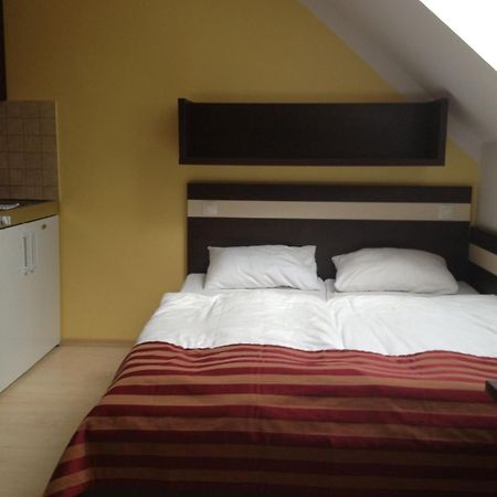 Apartman Nellinka Besenova Luaran gambar